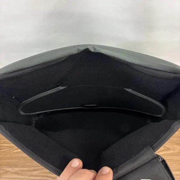 Bose SoundDock Portable Travel Bag Carrying Case ONLY and Shoulder Strap Black - Picture 5 of 13